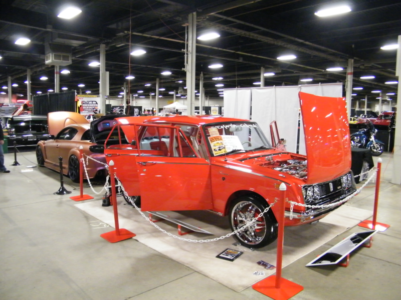 Illustration for article titled Auto show/Race-a-rama dump